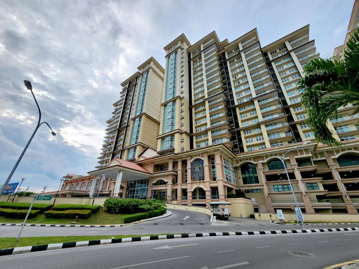 Kuching City Centre Smart Home Luxury Resort Condo Extérieur photo