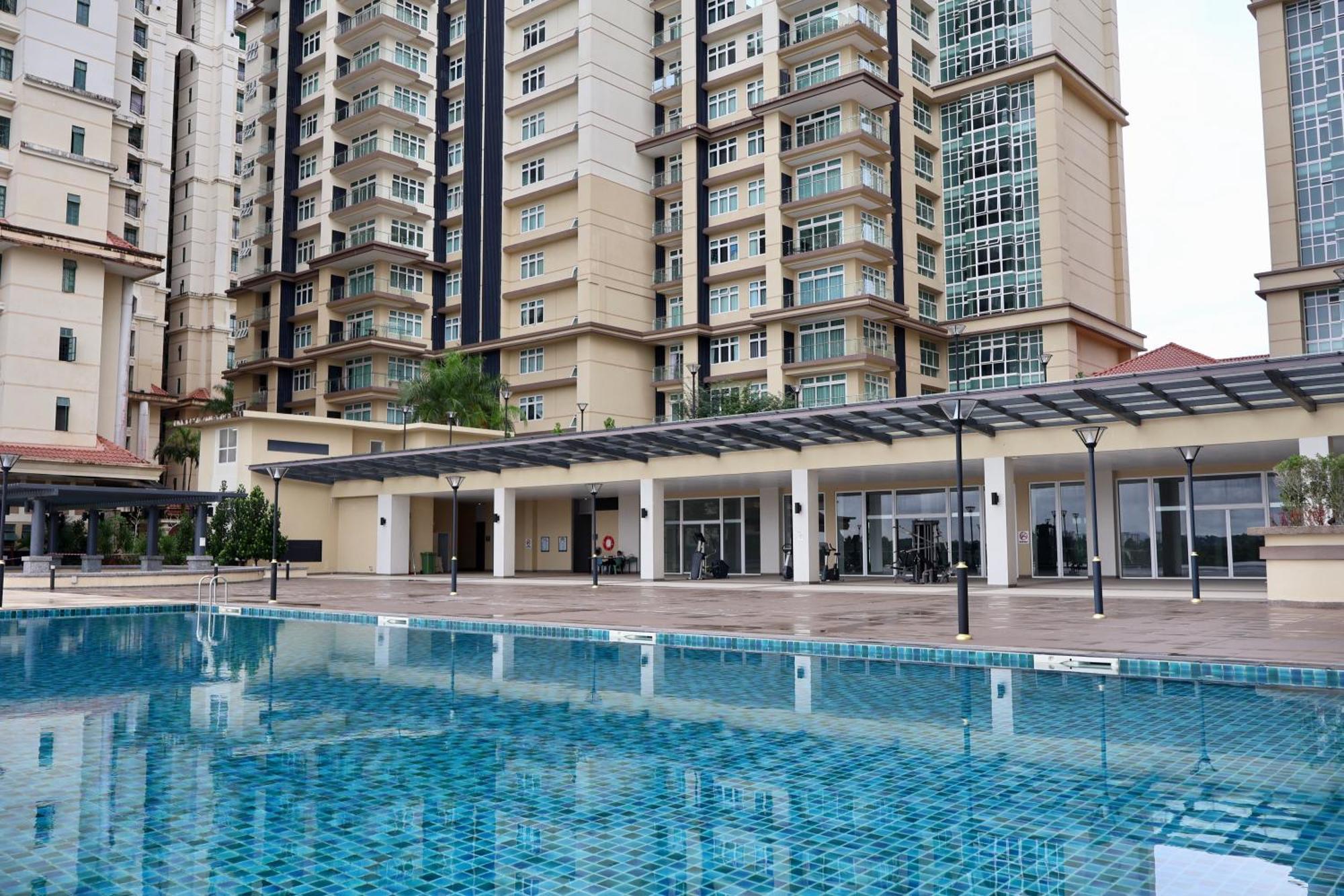 Kuching City Centre Smart Home Luxury Resort Condo Extérieur photo