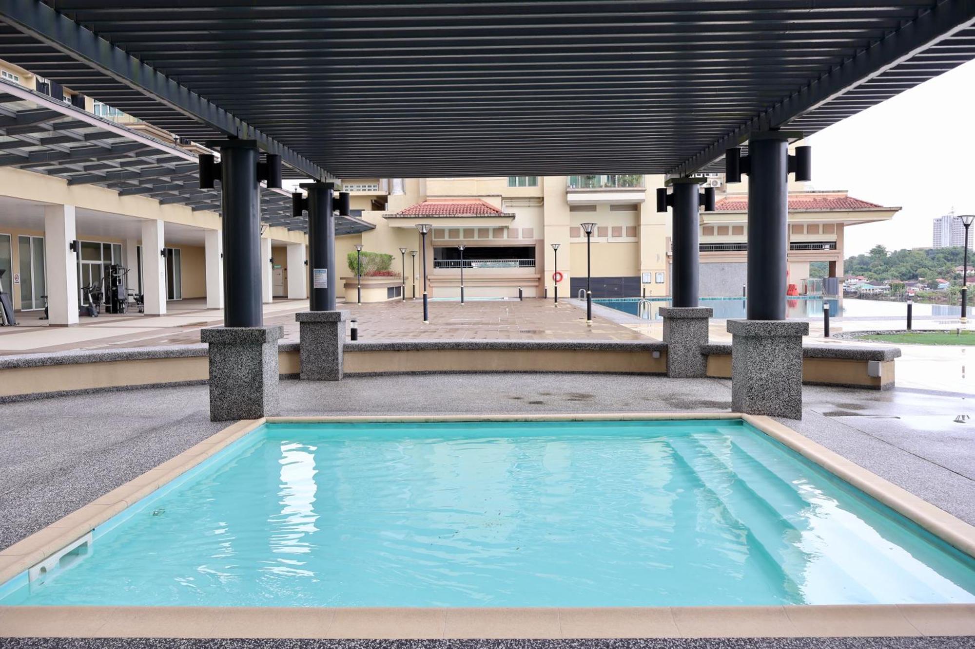 Kuching City Centre Smart Home Luxury Resort Condo Extérieur photo